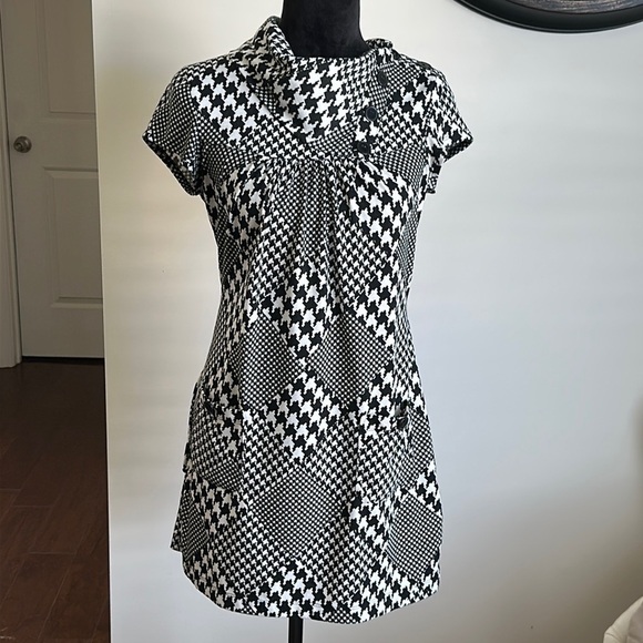 Speechless Black & White Asymmetrical Neckline Dress - Picture 1 of 9